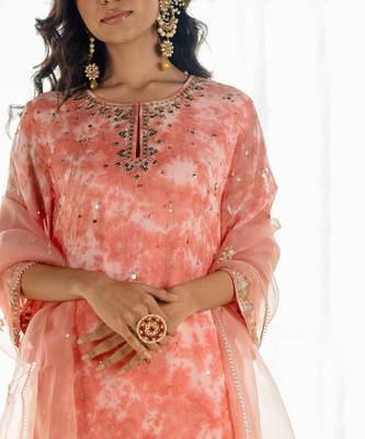 Pink Georgette Embroidered Straight Kurta Set 3