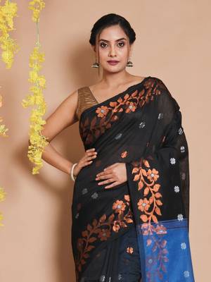 Black Blended Cotton Handwoven Saree With Zari Woven Floral Motifs And Designs 4