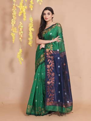 Green Blended Cotton Handwoven Saree With Zari Woven Floral Motifs And Designs 1