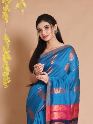 Sapphire Blue Blended Cotton Handwoven Saree With Woven Zari Paisley Designs 4