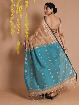 Tortilla Brown Cotton Handspun Saree With Paisley Motifs And Foliage Zari Pallu 3