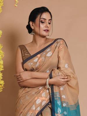 Tortilla Brown Cotton Handspun Saree With Paisley Motifs And Foliage Zari Pallu 4