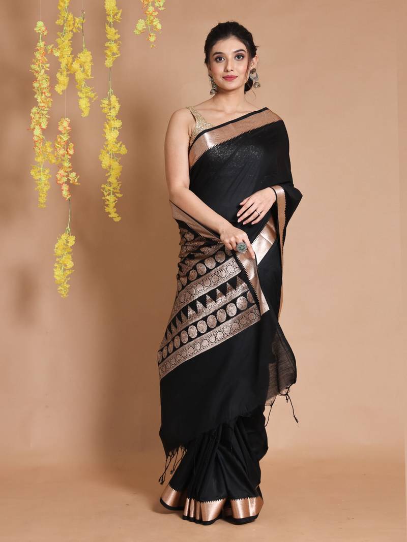 Black Silk Handwoven Saree With Temple Borders And Ethnic Patterns