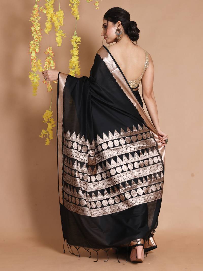 Black Silk Handwoven Saree With Temple Borders And Ethnic Patterns
