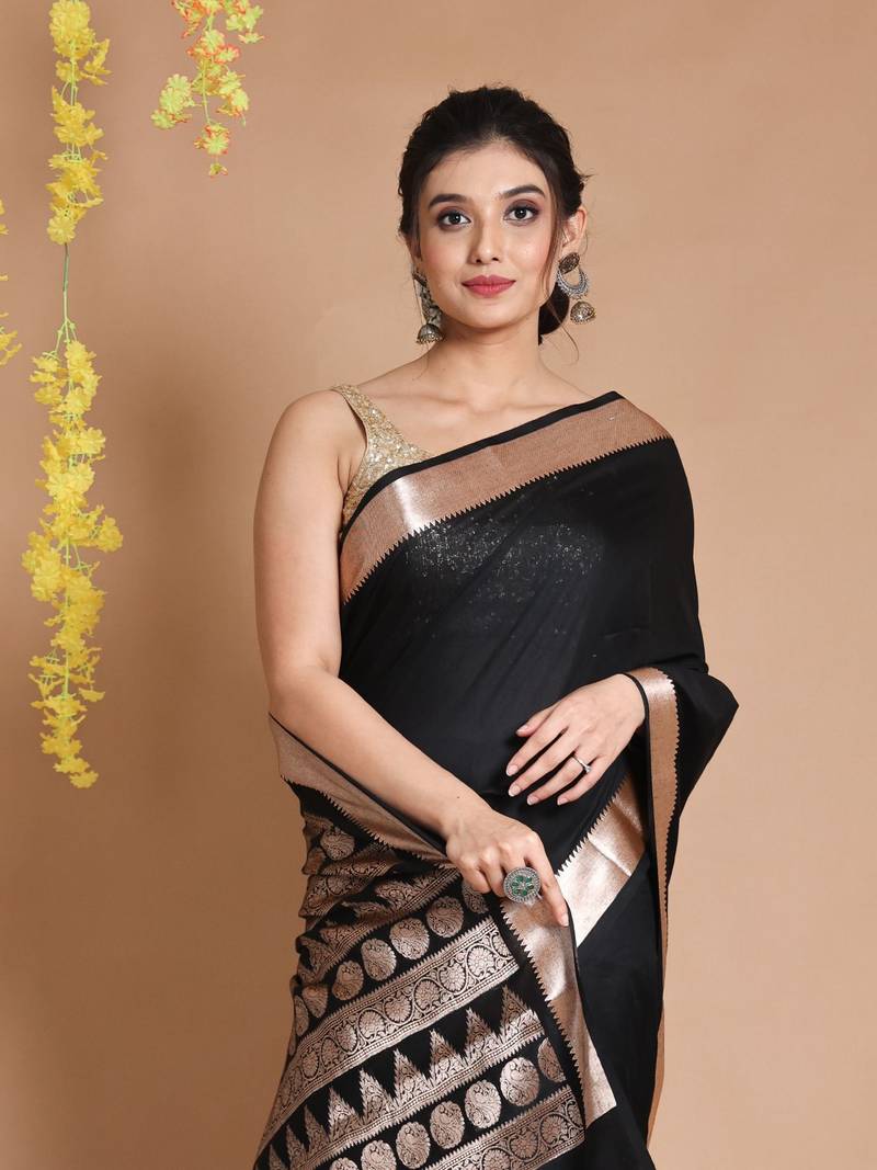 Black Silk Handwoven Saree With Temple Borders And Ethnic Patterns