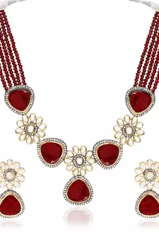 Traditional Kundan & Stone Studded Onyx Crystal Beads Necklace Jewellery Set For Women 