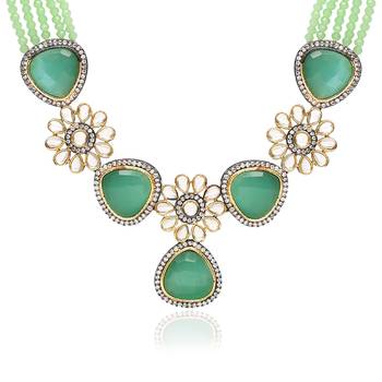 Traditional Kundan & Stone Studded Onyx Crystal Beads Necklace Jewellery Set For Women  2
