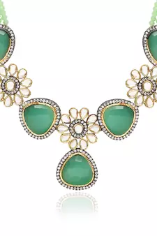 Traditional Kundan & Stone Studded Onyx Crystal Beads Necklace Jewellery Set For Women 