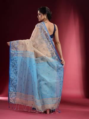Ecru Cotton handspun Handwoven Saree With Woven Floral Borders And Contrast Pallu 4