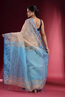 Ecru Cotton handspun Handwoven Saree With Woven Floral Borders And Contrast Pallu