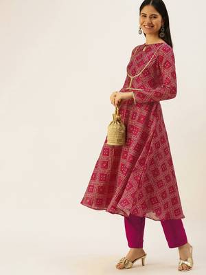 Ethnovog Ready To Wear Pink Art Silk Digital Fabric Kruta Set 3