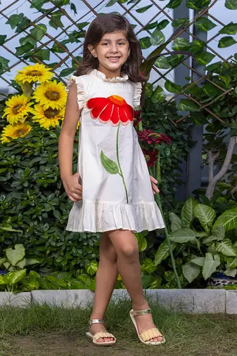 Big Flower Embroidery Beige Cotton Dress