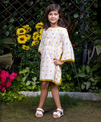 Floral Embroidery Kaftan Dress 3