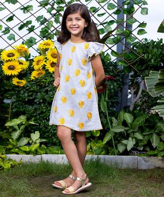 Peacock Motif Embroidery Short Dress 1