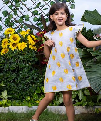Peacock Motif Embroidery Short Dress 3