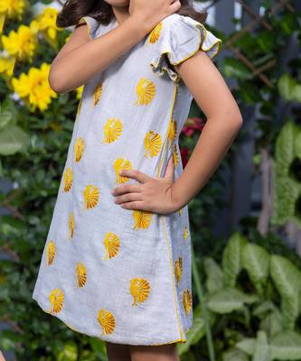 Peacock Motif Embroidery Short Dress 5