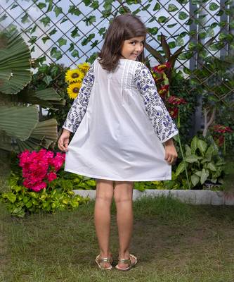Dense Floral Sleeve Embroidery Dress 3