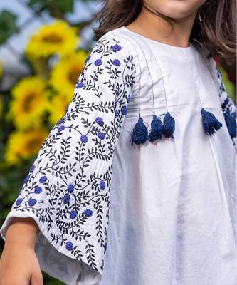 Dense Floral Sleeve Embroidery Dress 4