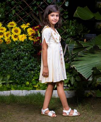 Chelsea Collar Floral Embroidery Beige Dress 2