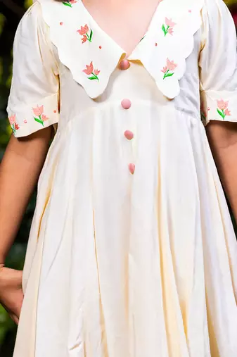 Chelsea Collar Floral Embroidery Beige Dress