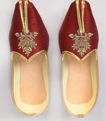 Maroon Silk jutti with floral motifs hand embroidery