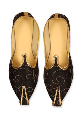 Black Silk Embroidered Mens Mojari  2