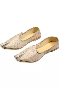 Grey Embroidered Mojaris
