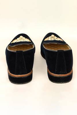 Blue Floral Embroidered Mojaris 4