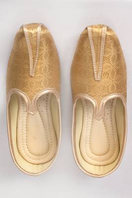 Gold Brocade Jutti 1
