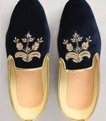 Blue Velvet Embroidered Jutti