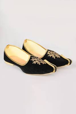 Black Suede Jutti 3