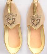 Gold Silk Embroidered Jutti