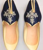 Blue Silk Embroidered Jutti