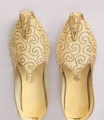 Beige Silk Embroidered Jutti