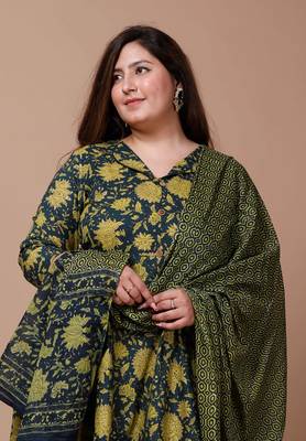  Womens Plus Size Green Printed Cotton Anarkali Kurta & Dupatta 5