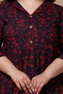  Womens Plus Size Maroon Floral Printed Anarkali Kurta 4