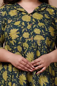  Womens Plus Size Green Floral Printed Anarkali Kurta