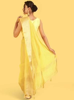 DUNGRANI YELLOW ORGANZA CHEX SAREE 4