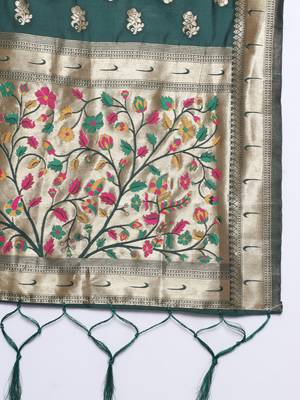 Dark-green jacquard cotton silk Kurta Pant With Dupatta 4