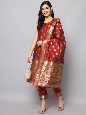 Maroon jacquard cotton silk Kurta Pant With Dupatta 1