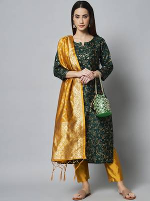 Dark-green jacquard cotton silk Kurta Pant With Dupatta 1
