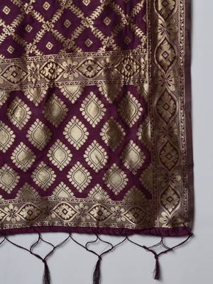 Purple jacquard cotton silk Kurta Pant With Dupatta 3