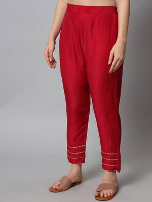 Red embroidered silk blend Kurta Pant With Dupatta 4