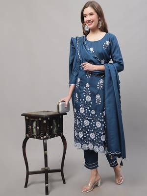 Teal embroidered cotton silk Kurta Pant With Dupatta 1