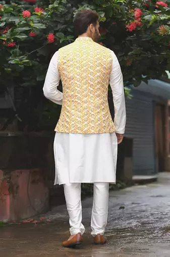 Light Beidge With Stichline And Applique On Kurta With Heavy Hand Zardosi Embroiderey Bundi Set
