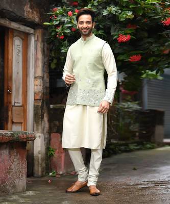 Powder Green Gemotrical Cord Embroidered Kurta And Bundi Set 1