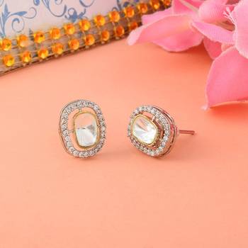 Kundan Studs Earrings 1