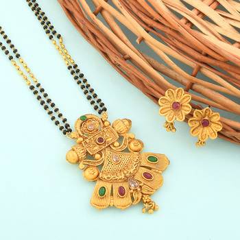 Gold necklace-sets 1