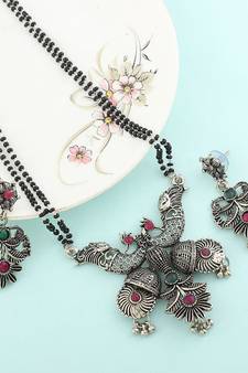 Silver necklace-sets