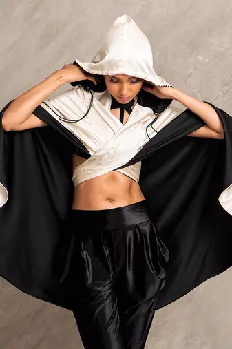Cream & Black  Irina Cape